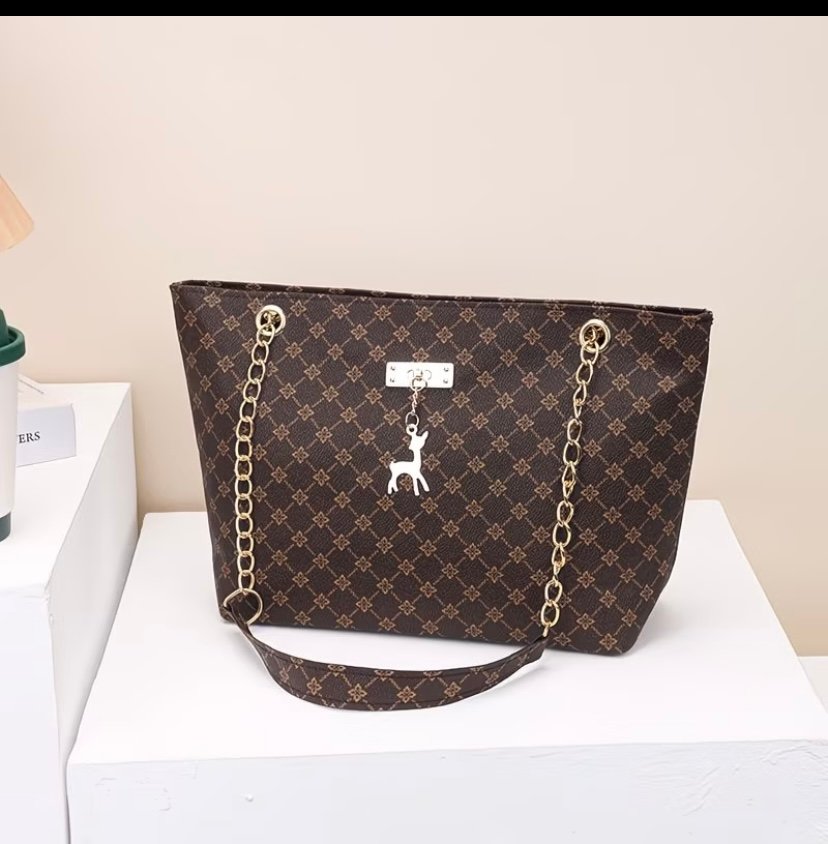 Large capacity underarm chain tote 2026 bag
