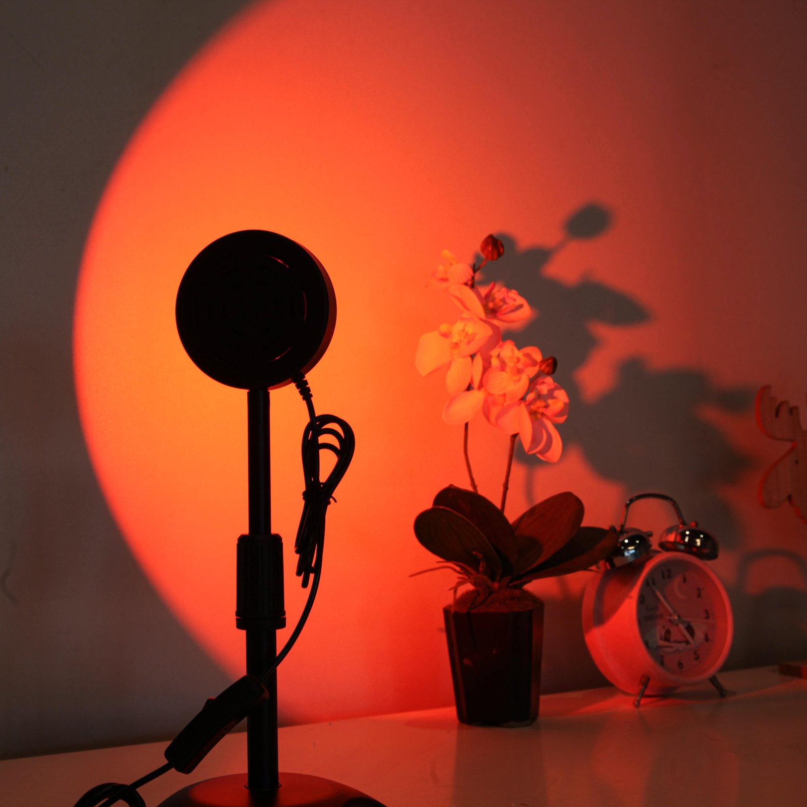 Sunset Projection Lamp - Rainbow Ambient Light with Tripod